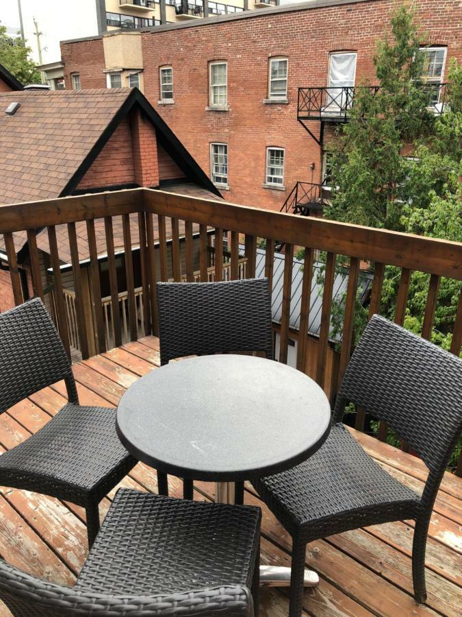 Apartamento Bright, Clean, Private. In The Heart Of Downtown! Parking, Wi-Fi And Netflix Included Otawa Exterior foto